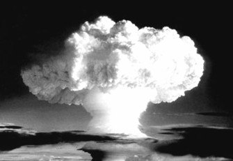 1967年中国第一颗氢弹爆炸.