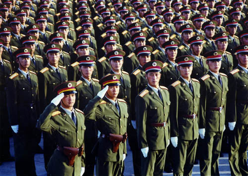 中国评论新闻:解放军参加奥运安保 兵力