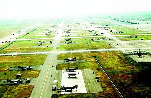 资料图片:菲律宾克拉克空军基地.(图片来源于网络)