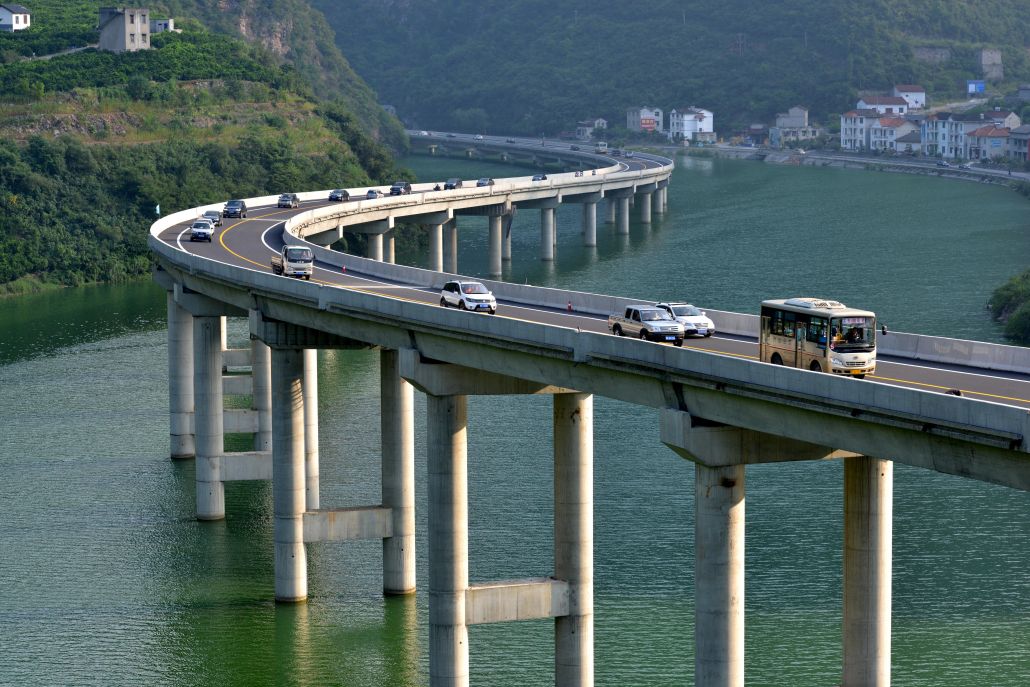 湖北兴山:"水上公路"竣工通车(组图)