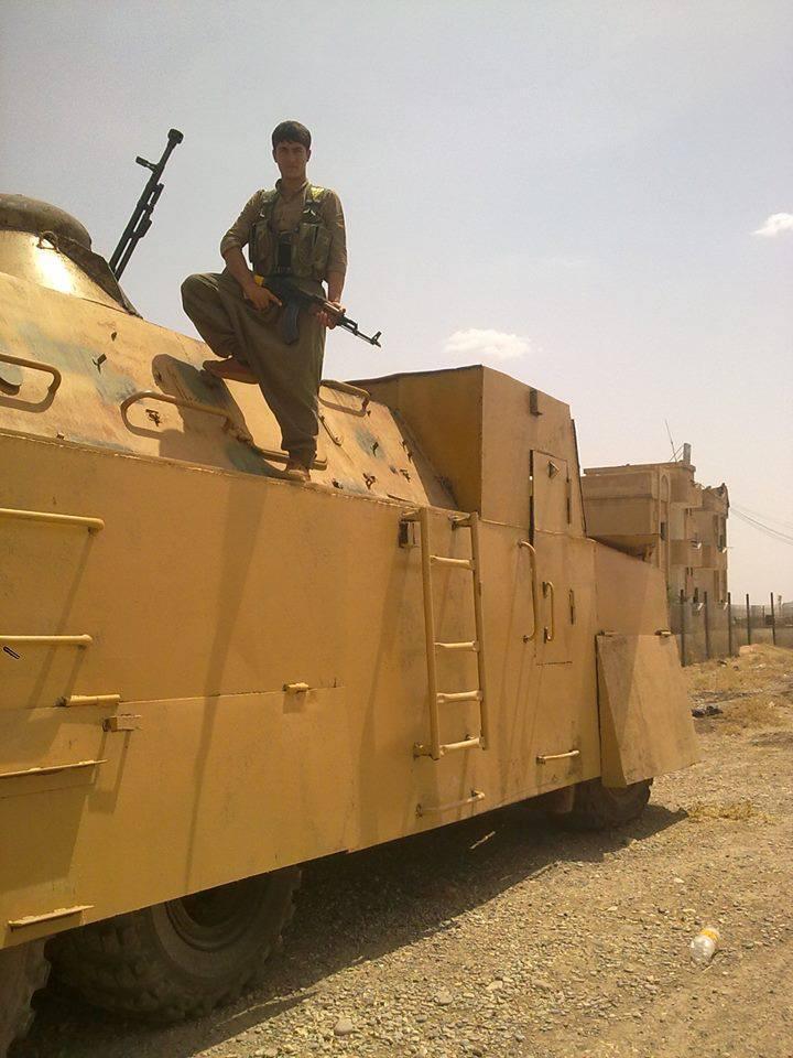 库尔德民兵自制的装甲车,外形很奇特