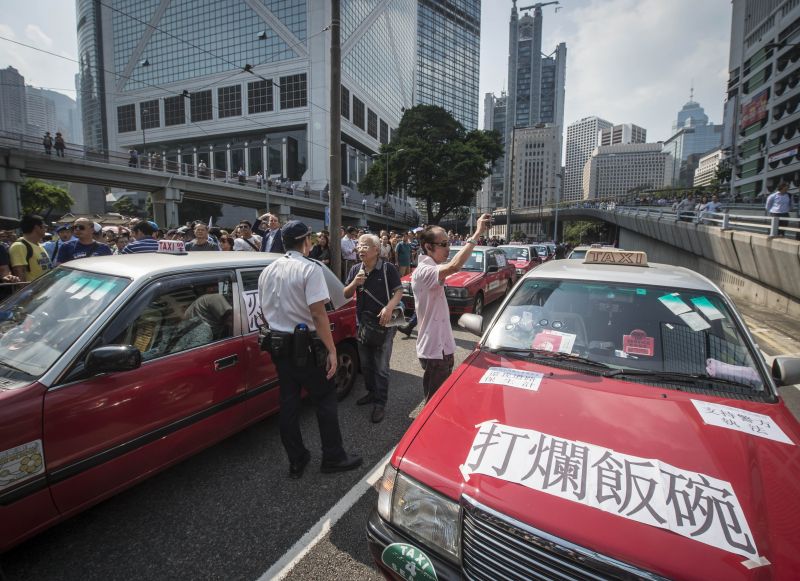 香港各界繼續呼籲