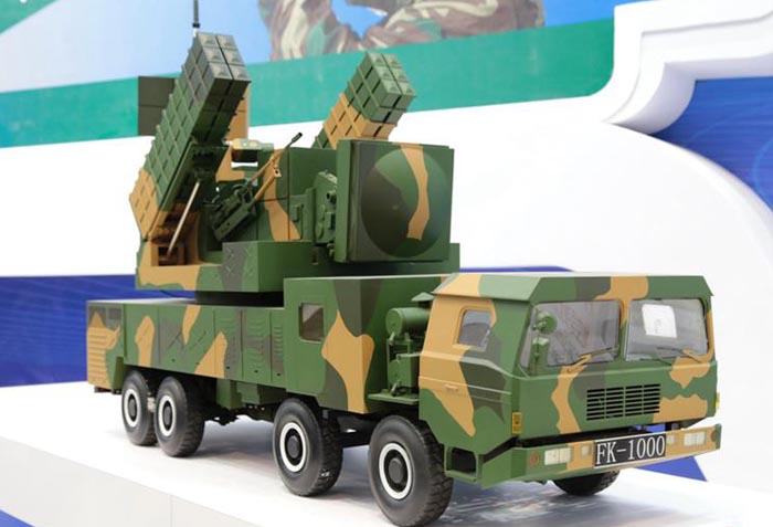 fk-1000为弹炮合一防空武器系统,装备2门25毫米高射炮和12枚