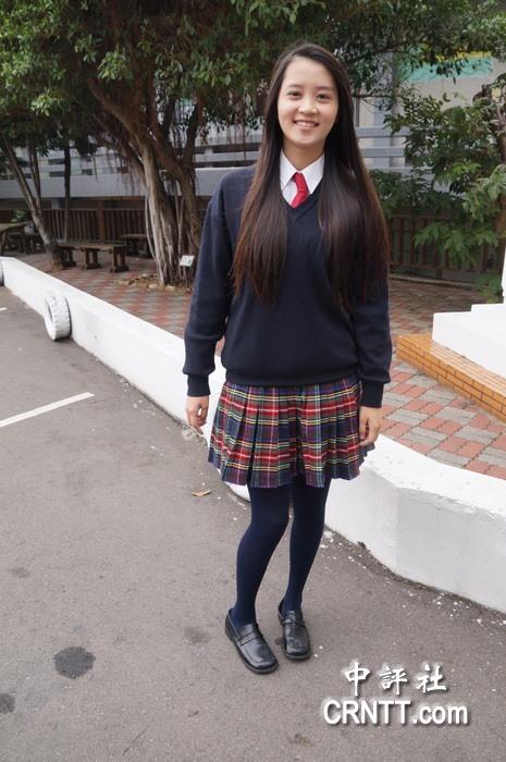 台湾高中最美制服学校 女同学全年穿短裙