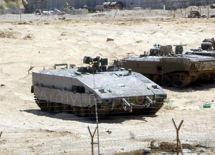 资料图:以色列雌虎重型步战车