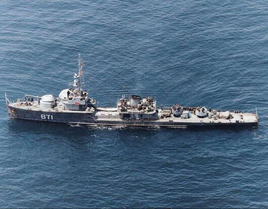资料图:朝鲜海军装备的炮艇(来源:新浪军事)